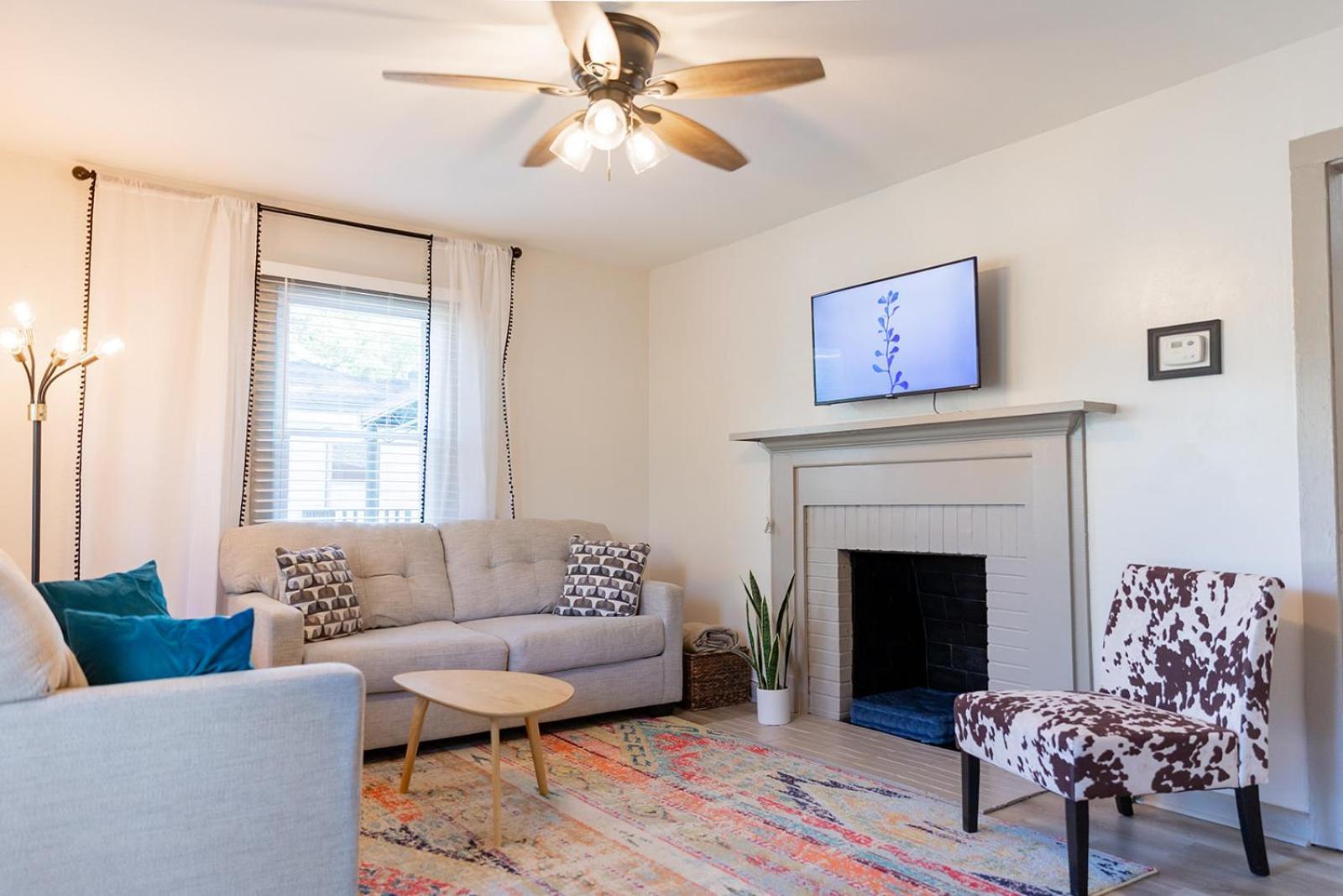 Blue Bungalow W/ Free Golf Cart 1/2 Mi From Square Covington Esterno foto