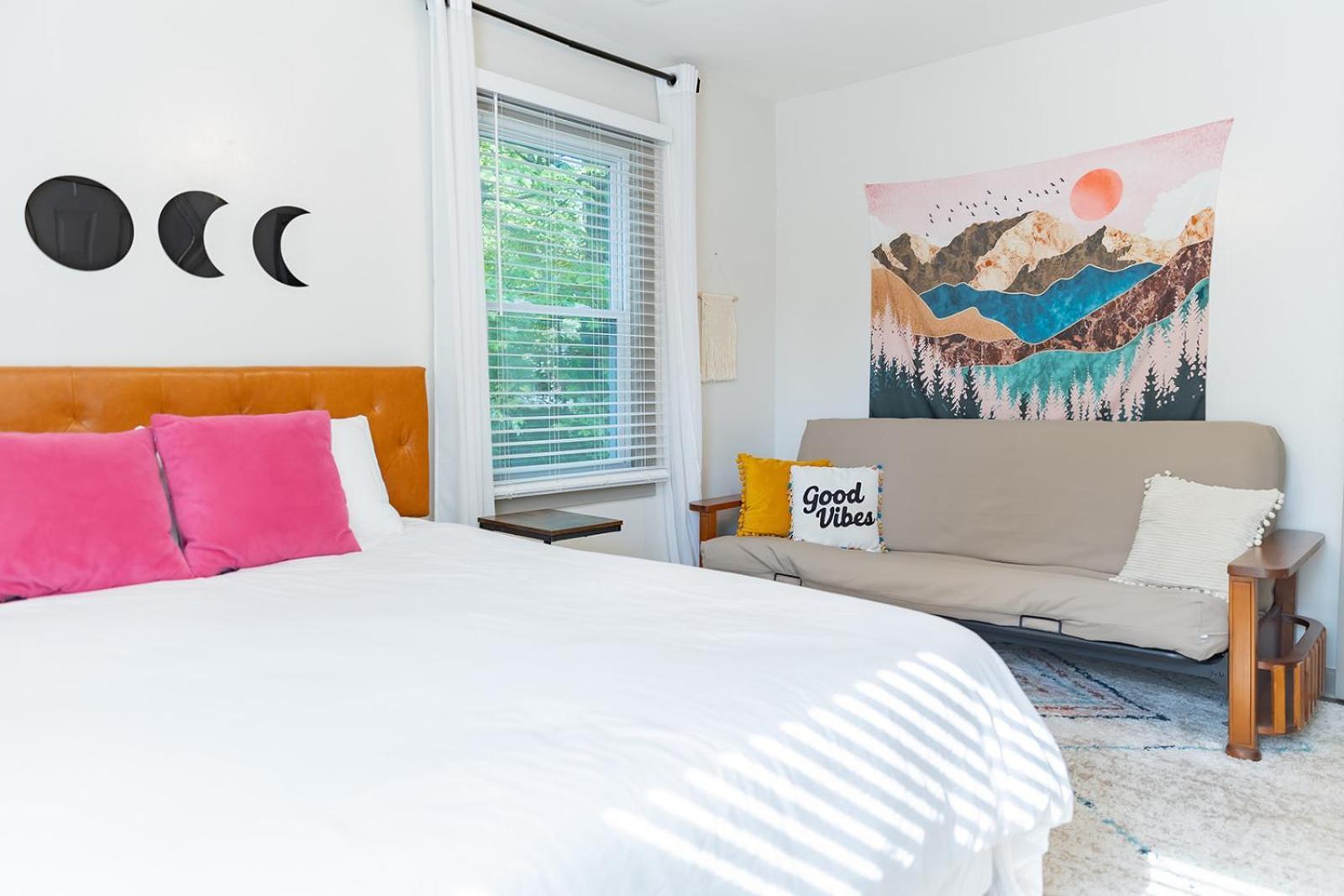 Blue Bungalow W/ Free Golf Cart 1/2 Mi From Square Covington Esterno foto
